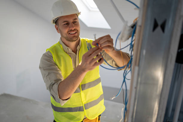 Best Best Electricians Near Me  in Omro, WI